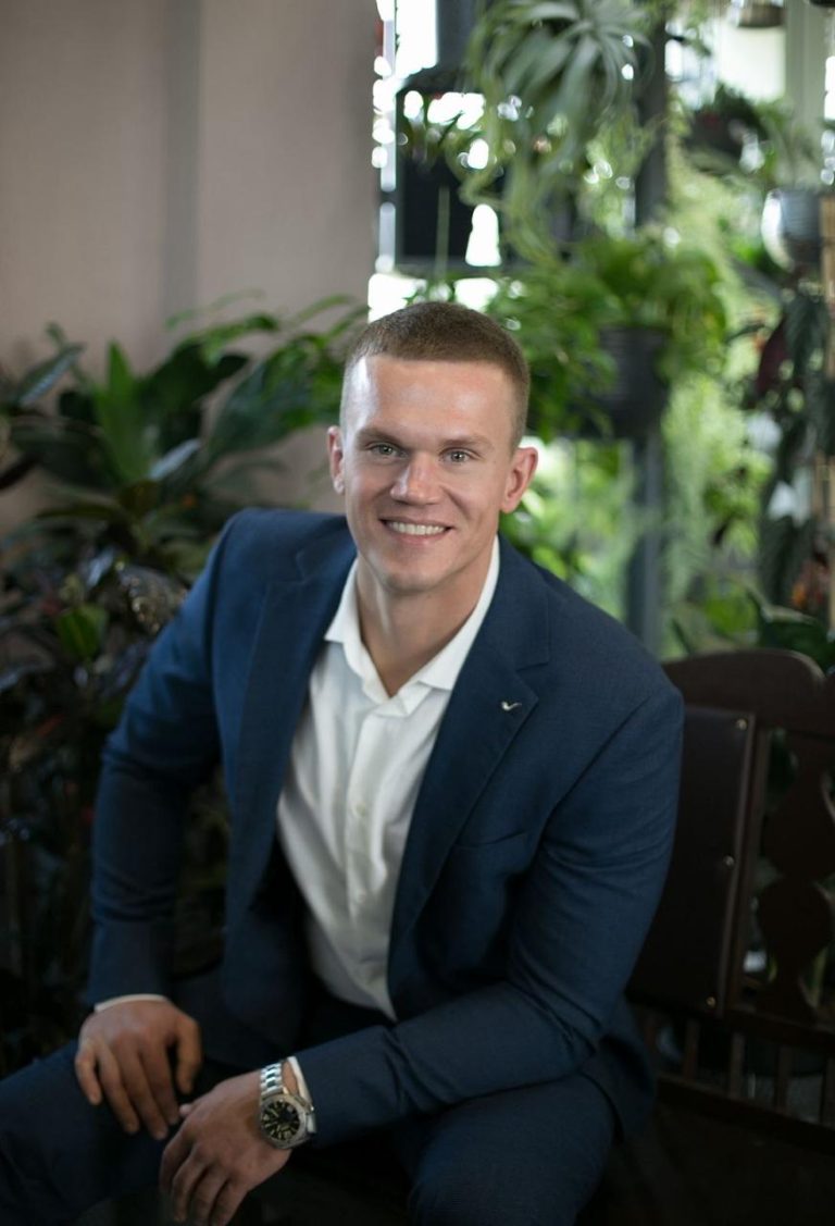 Никита Захаров