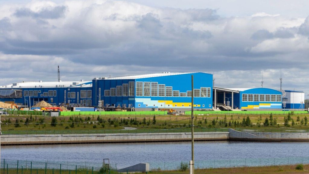 Многофункциональный спортивно-оздоровительный комплекс "Ямал-Арена" в г. Салехард