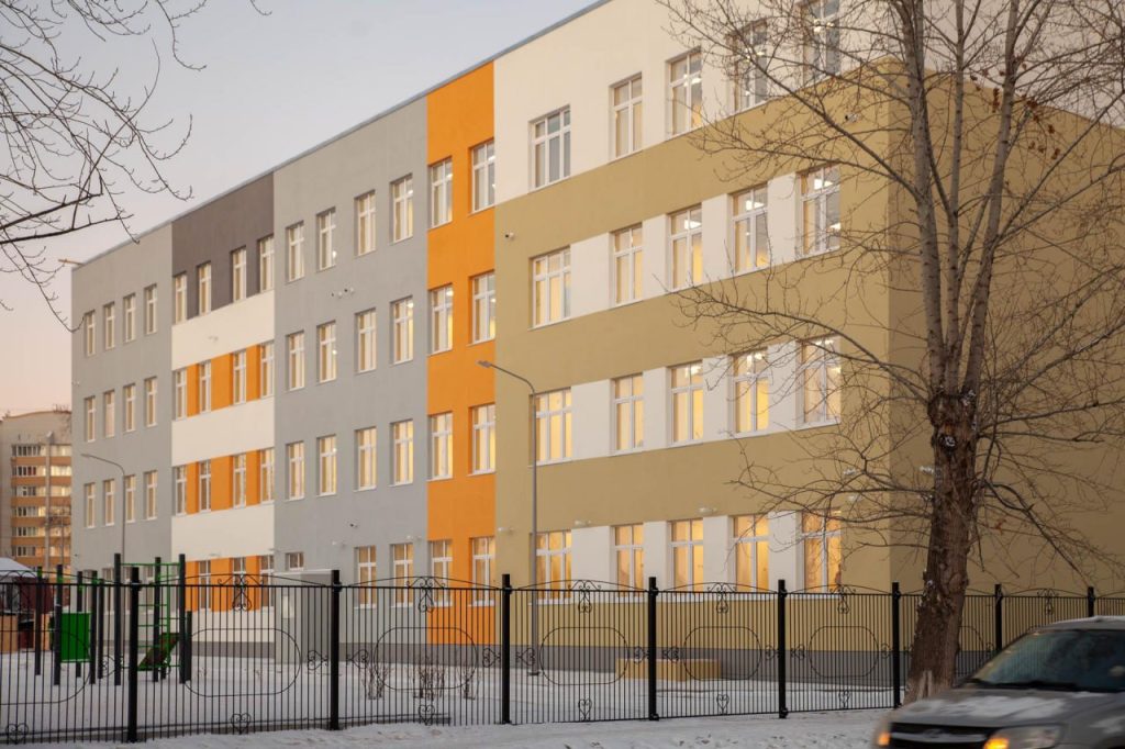 Средняя общеобразовательная школа №30 на 1 100 мест, г. Тюмень